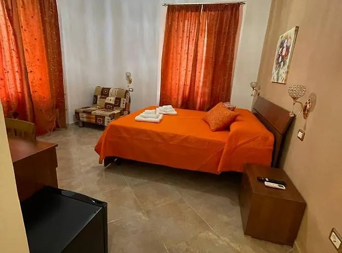 לינה וארוחת בוקר Giorgia House פיצו