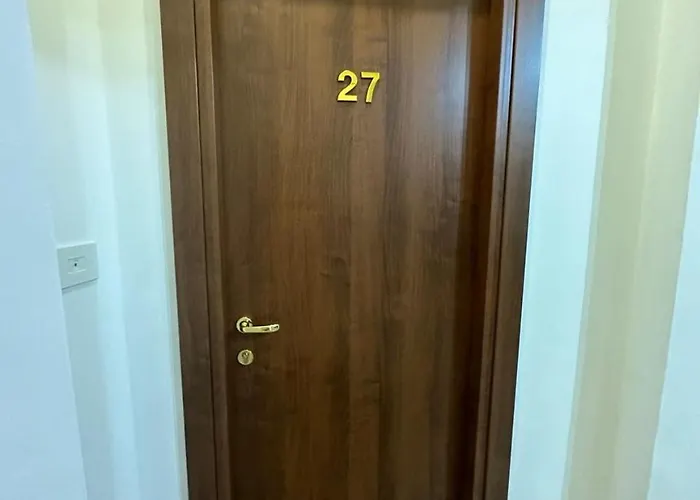 לינה וארוחת בוקר Giorgia House פיצו